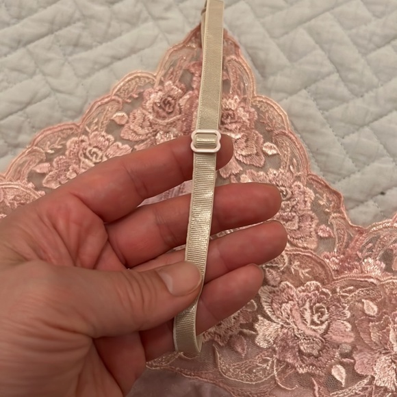 VTG Parisian lingerie. Sexy pink camisole with intricate lace trim. Small. - Picture 4 of 5